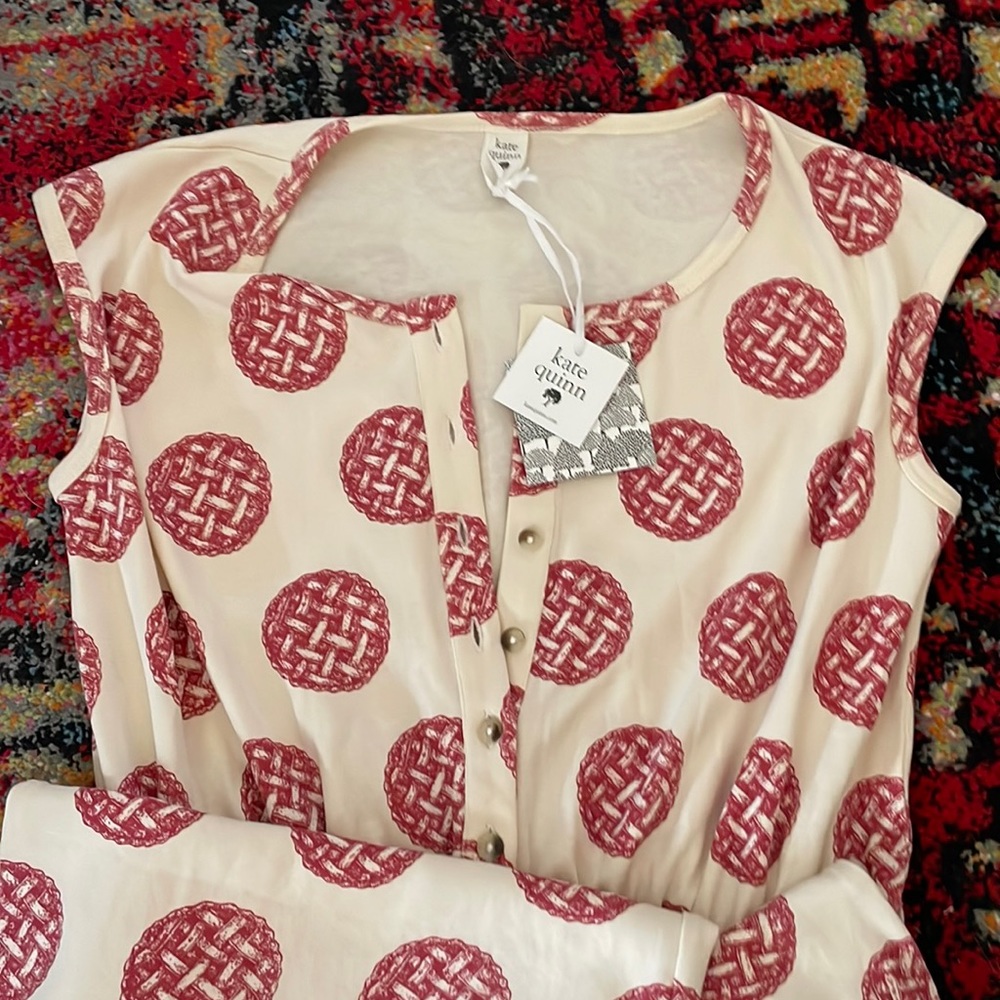 Kate and Quinn wide legged jumper with cute “pie” print